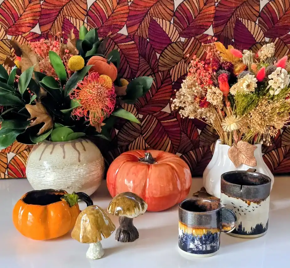 céramiques artisanales d'automne