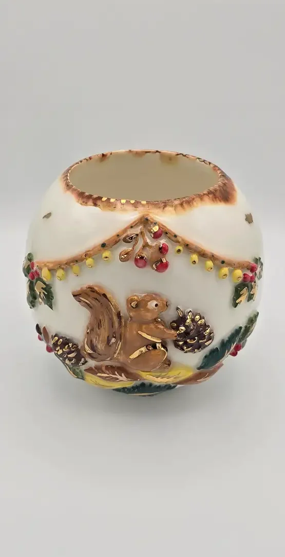 Vase écureuil en fête